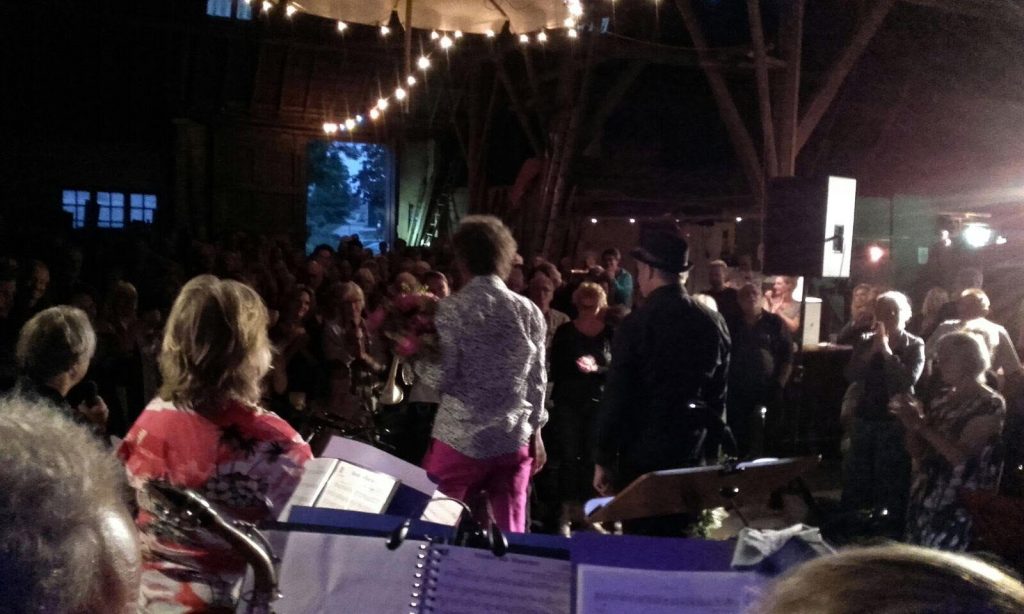 Vanuit het orkest gezien. Spelen met Erik Vloeimans.